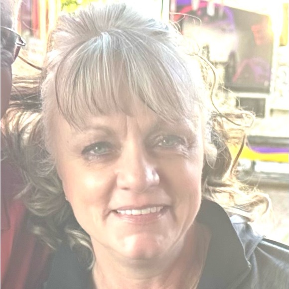 Meet your Posher, Shandele - Picture 2 of 4